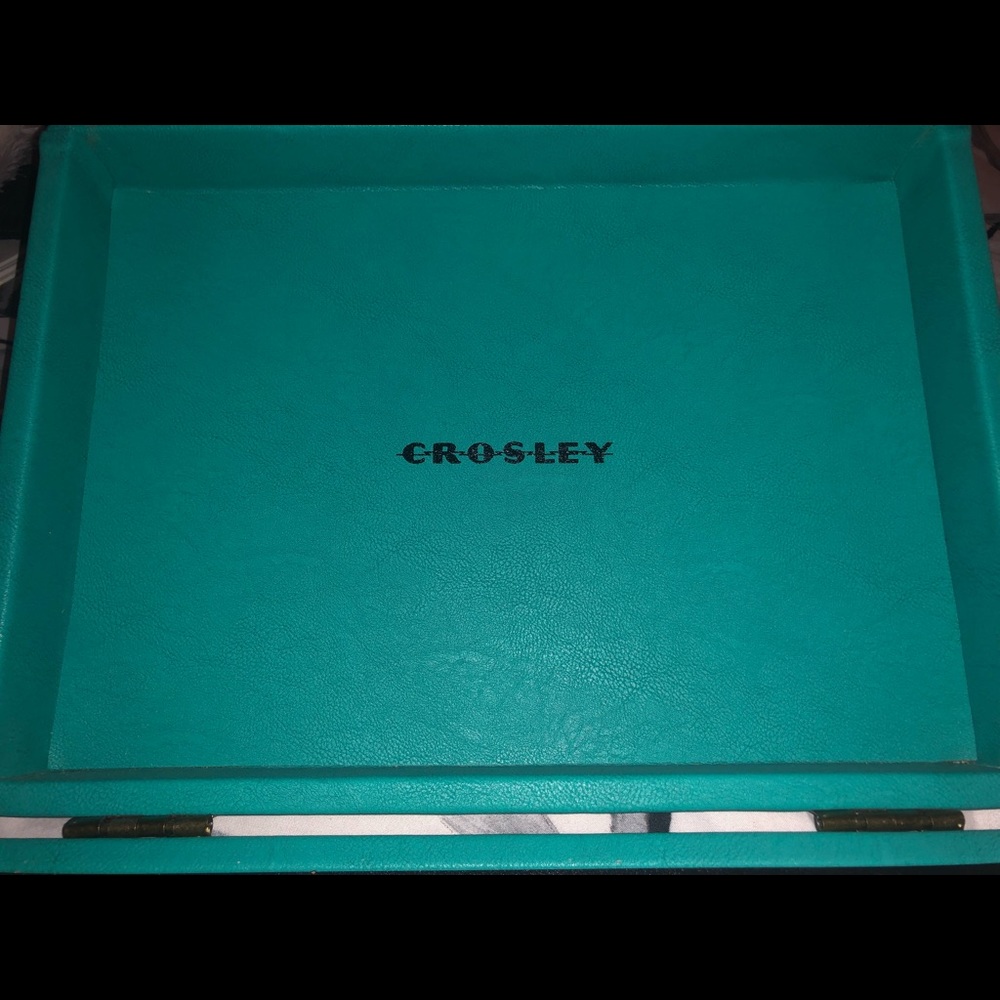 Record player - Picture 2 of 5